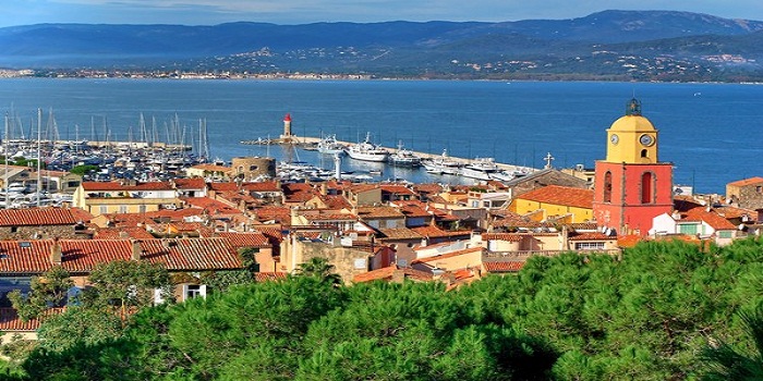 Villégiature à Saint-Tropez : comment s’assurer de dépenser peu ?